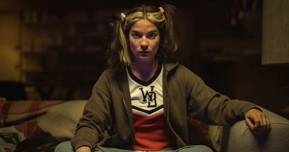 Dans la saison 6 de &quot;Black Mirror&quot;, Joan découvre que sa vie a été adapté en série et qu&#039;elle est incarnée en Salma Hayek.
