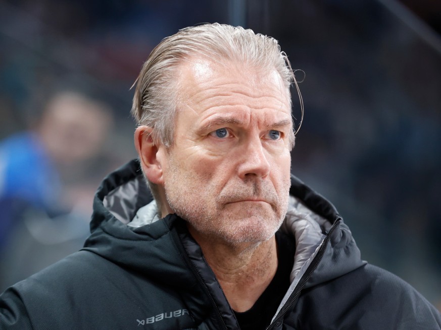 Geoff Ward: il se pla�t � Lausanne