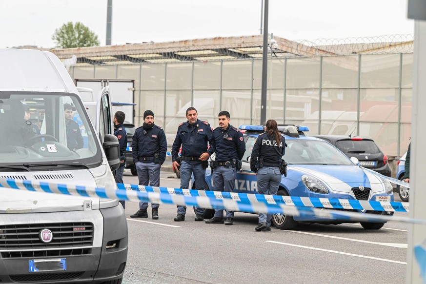 La police de Milan.