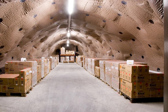 Auxquels jouxtent de larges espaces de stockage.