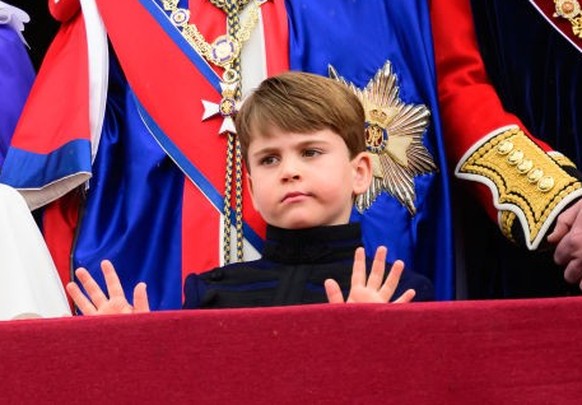 LONDON, ENGLAND - MAY 06: Catherine, Princess of Wales, Prince William, Prince of Wales and Princess Charlotte and Prince Louis on the balcony of Buckingham Palace during the Coronation of King Charle ...