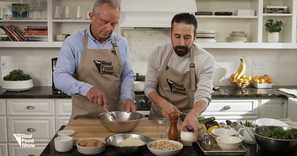 RFK Jr dans le premier épisode de «The Real Food Show».