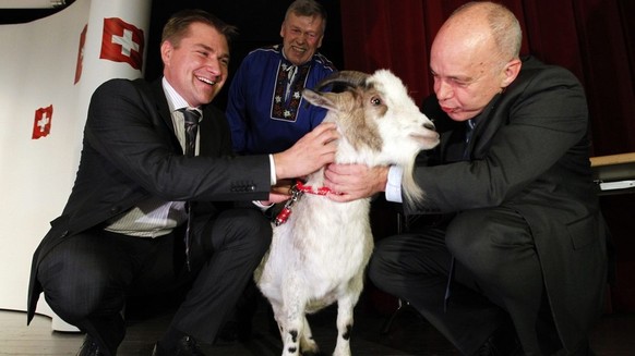 Avec le bouc Zottel, l'autre star de l'UDC.