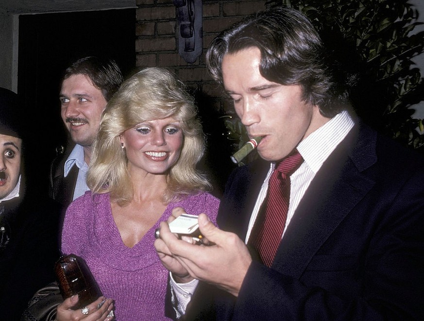 BEVERLY HILLS, CA - MARCH 6: Actress Loni Anderson and actor Arnold Schwarzenegger on March 6, 1980 dine at La Scala Restaurant in Beverly Hills, California. (Photo by Ron Galella/Ron Galella Collecti ...