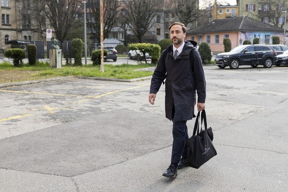 Guglielmo Palumbo, avocat de Claude D. arrive au Tribunal d'arrondissement de la Broye et du Nord vaudois lors d'une procedure d'examen de la liberation conditionnelle de Claude D. ce m ...