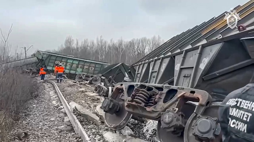 Quatre engins explosifs ukrainiens ont été déclenchés lors du passage d'un train russe.