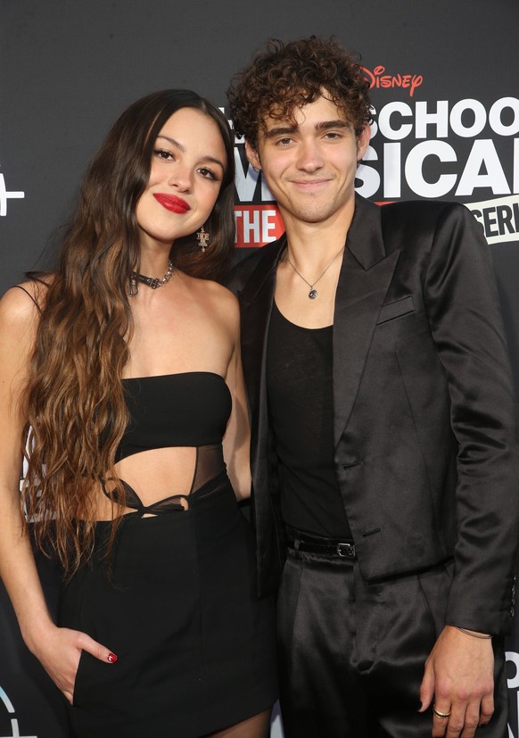 BURBANK, CA - JULY 27: Olivia Rodrigo, Joshua Bassett. at Disney High School Musical: The Musical: The Series Season 3 Premiere at Walt Disney Studios in Burbank, California on July 27, 2022. PUBLICAT ...
