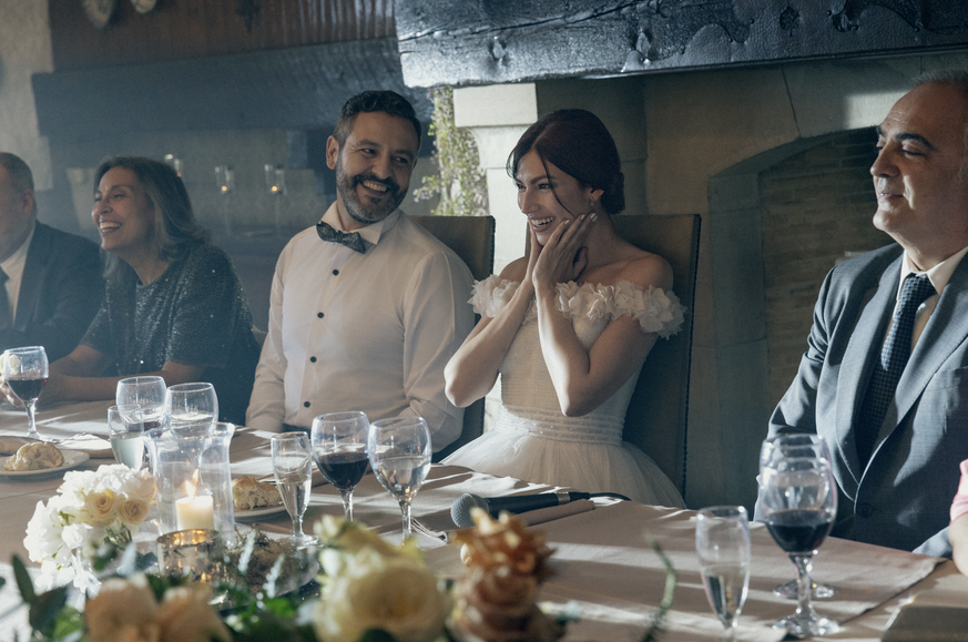 Dévoré par les flammes. Les liaisons de Rosa Peral (Úrsula Corberó) perdureront durant son mariage.