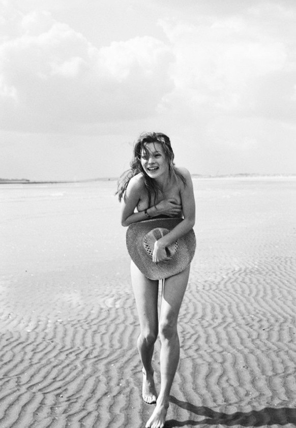 Des photos signées de la photographe Corinne Day, en 1990, pour The Face.