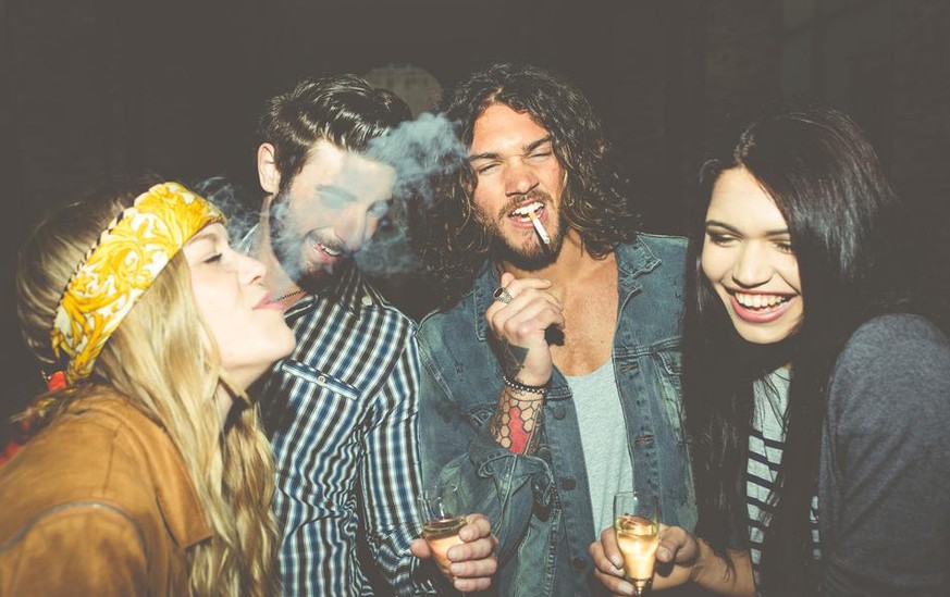 Pourquoi l'alcool nous donne envie de fumer une cigarette?