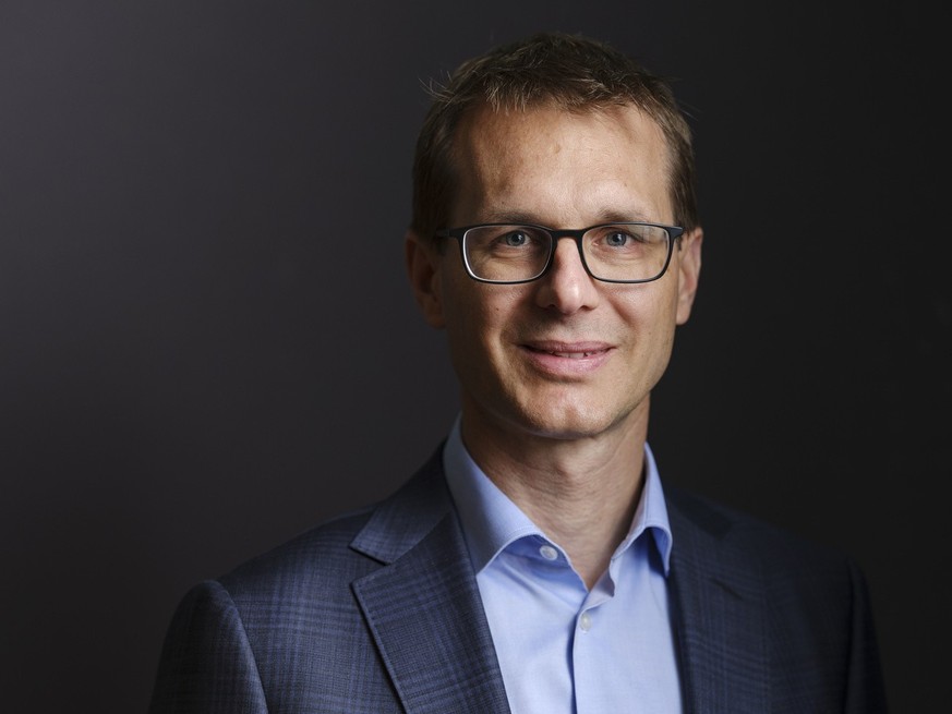 Christoph Aeschlimann, designierter CEO der Swisscom (01.06.2022), portraitiert am Montag, 25. April 2022, am Hauptsitz der Swisscom in Ittigen bei Bern. (KEYSTONE/Christian Beutler)