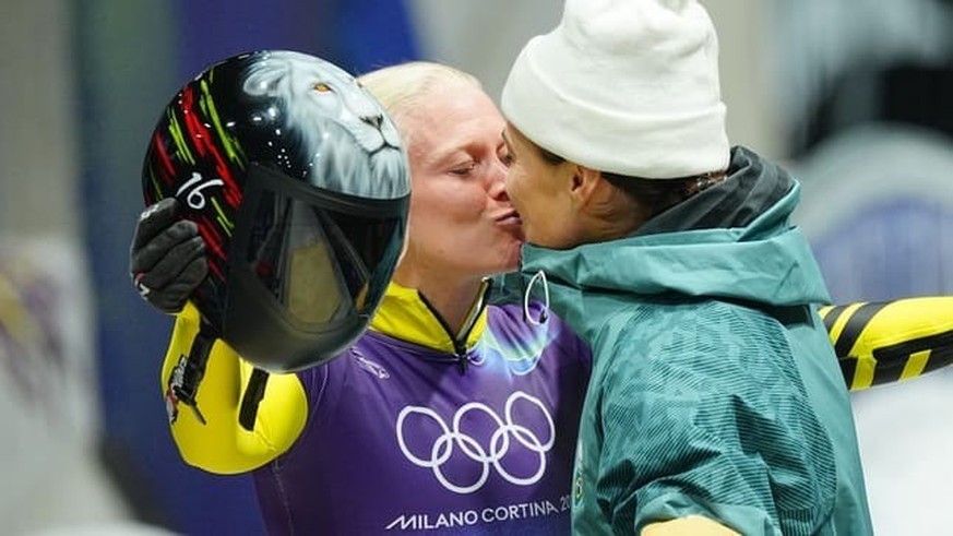 Kim Meylemans (à gauche) et Nicole Silveira ont affiché leur amour après les épreuves de skeleton aux JO.