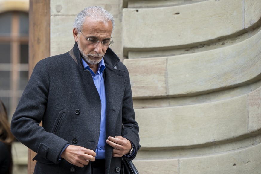epa11377974 Swiss leading Islamic scholar Tariq Ramadan leaves the Geneva courthouse during his appeal trial for rape and sexual coercion, in Geneva, Switzerland, 29 May 2024. The court had aquitted T ...