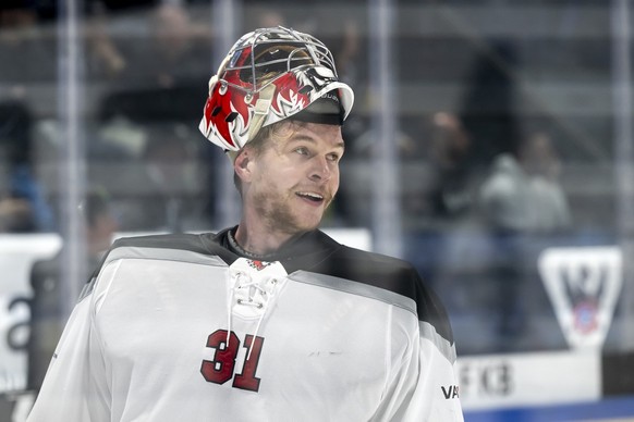 le gardien Connor Hughes (LHC) reagit lors de l&#039;acte 3 des demi-finales des play-off du championnat suisse de hockey sur glace de National League entre Fribourg-Gotteron, HCFG, et Lausanne HC, LH ...