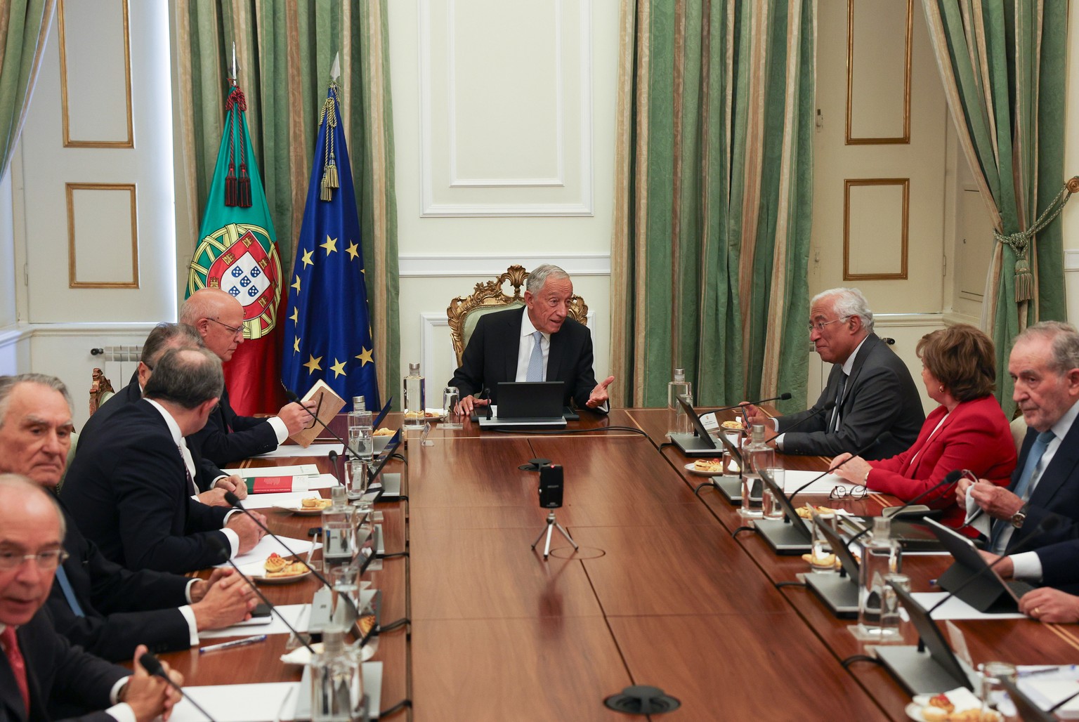 Corruption le Portugal avance la date des prochaines élections Les