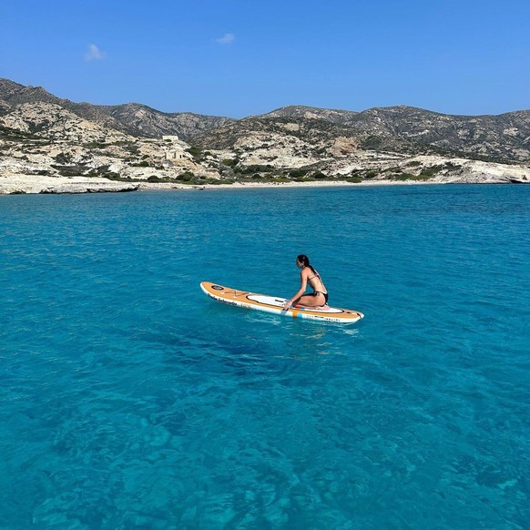 Dua Lipa e suas férias na Grécia