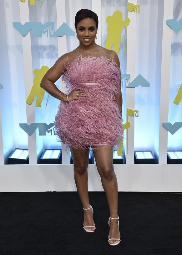 Kennedy-rue McCullough arrives at the MTV Video Music Awards at the Prudential Center on Sunday, Aug. 28, 2022, in Newark, N.J. (Photo by Evan Agostini/Invision/AP)