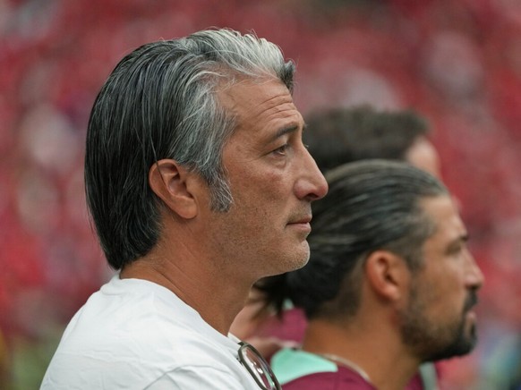 Le sélectionneur de l'équipe de Suisse Murat Yakin dans l'incertitude avant de connaître son adversaire en 16es de finale.