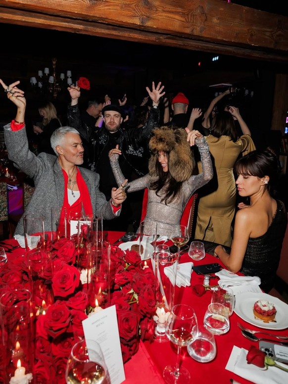Des influenceurs russes à Courchevel.