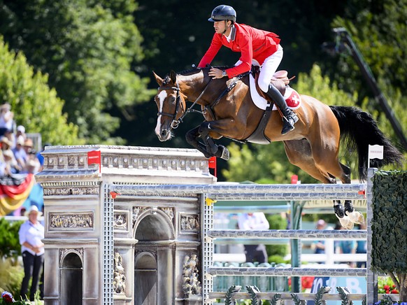 Steve Guerdat et Dynamix ont �t� brillants � Versailles.