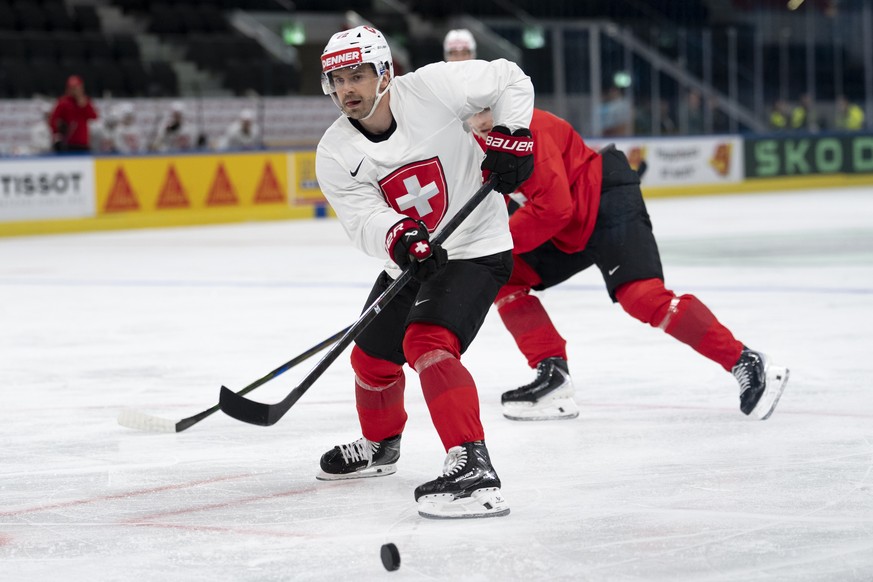 Denis Malgin (CHE) in action during a training of team Switzerland ahead of the 2026 IIHF Ice Hockey World Championship in the Swiss Life Arena in Zurich, Switzerland on Thursday, 14. May 2026. (KEYST ...
