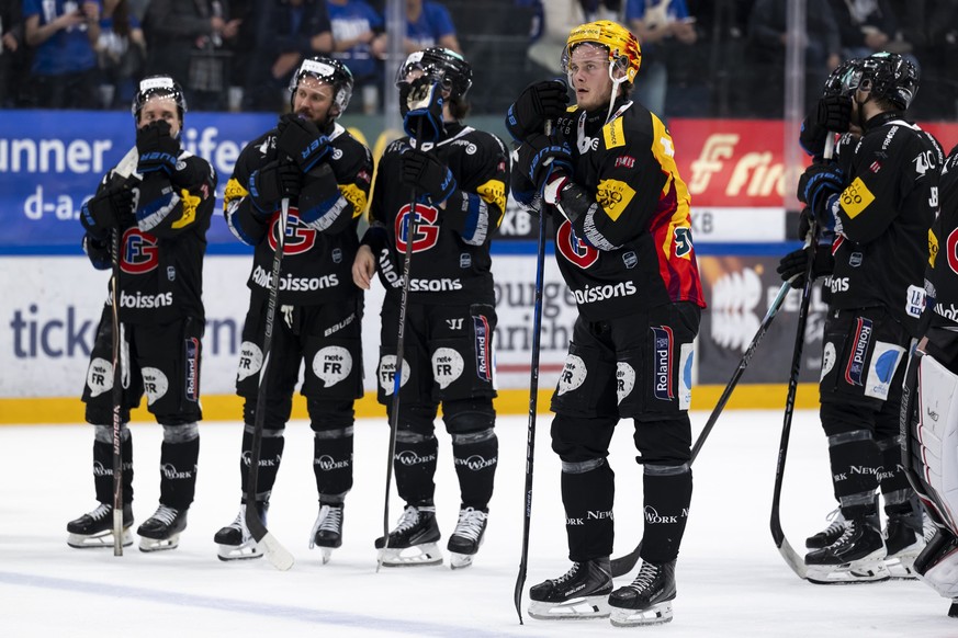 PostFinance Top Scorer Henrik Borgstroem (HCFG), reagit avec ses coequipiers apres la defaite (0-1) contre HC Davos, HCD, apres le quatrieme match de la finale des play-off du championnat suisse de ho ...