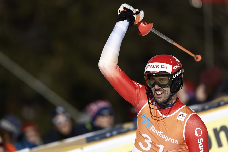 Switzerland&#039;s Ramon Zenhaeusern celebrates at the finish area of an alpine ski, men&#039;s World Cup slalom, in Hafjell, Norway, Sunday, March 16, 2025. (AP Photo/Gabriele Facciotti)
Norway Alpin ...