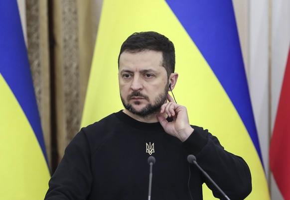 epa10400170 Ukrainian President Volodymyr Zelensky during a joint press conference with Lithuanian President Gitanas Nauseda and Polish President Andrzej Duda (not pictured) after their meeting in the ...