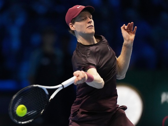 Jannik Sinner a dominé Ben Shelton en deux sets