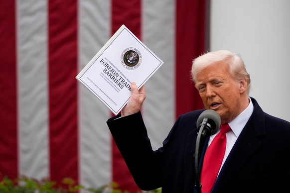 epa12006193 US President Donald Trump speaks during a tariff announcement in the Rose Garden of the White House in Washington, DC, USA, 02 April 2025. Trump plans to roll out tariffs on global trading ...