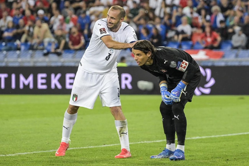 Giorgio Chiellini et Yann Sommer.