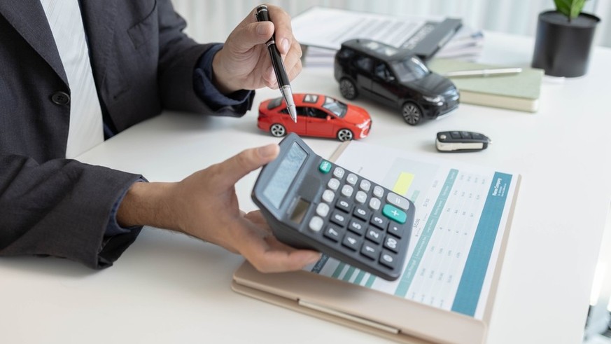 Ces frais pousseraient les Suisses à délaisser la voiture