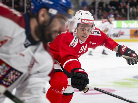 A l&#039;image d&#039;Attilio Biasca (à droite), les Suisses ont toujours couru après la marque samedi face à la Tchéquie.