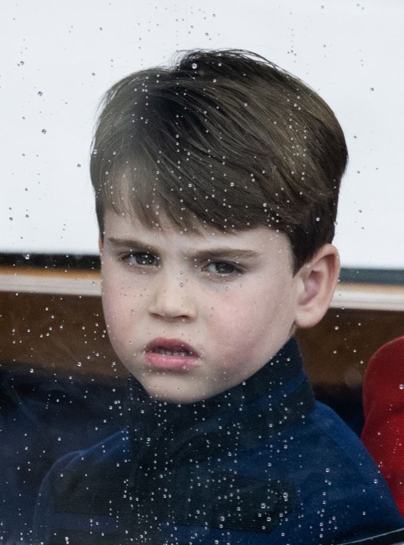 LONDON, ENGLAND - MAY 06: Prince Louis travels by carriage during the Coronation of King Charles III and Queen Camilla on May 06, 2023 in London, England. The Coronation of Charles III and his wife, C ...