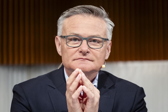 Mario Irminger, Praesident der Generaldirektion des Migros-Genossenschafts-Bundes waehrend einer Medienkonferenz am Freitag, 2. Februar 2024 in Zuerich. Der Detailhandelskonzern sucht neue Besitzer f� ...