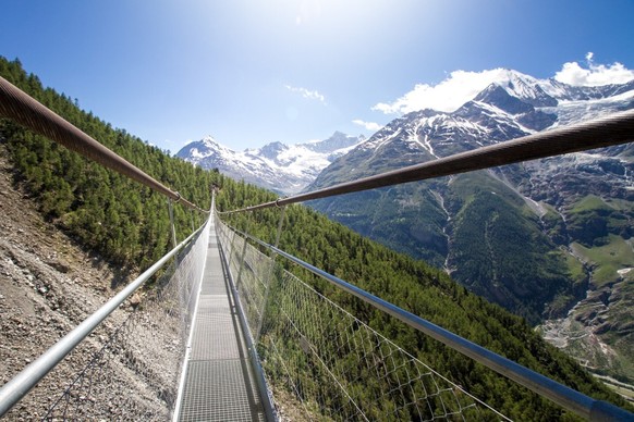 Charles-Kuonen Hängebrücke Rauszeit Randa Hängebrücken der Schweiz