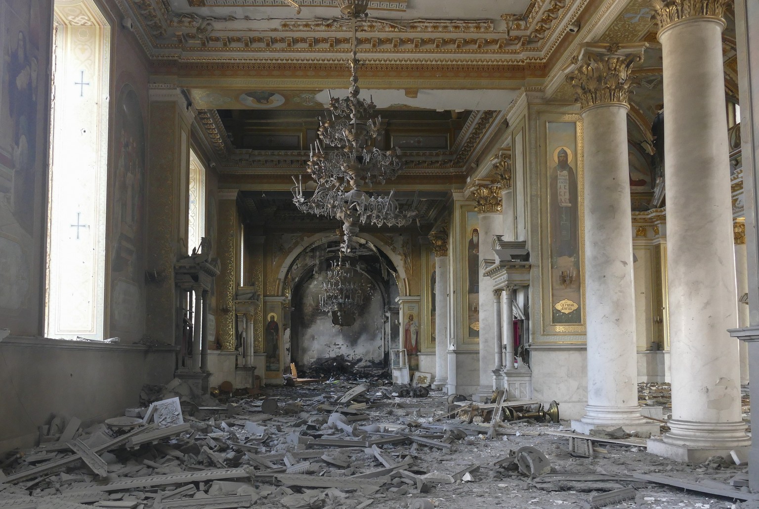 epa10763451 The internal view of the Transfiguration Cathedral, damaged by a missile attack in the Odesa region, southern Ukraine, 23 July 2023. Odesa was attacked by 19 missiles of different classes ...