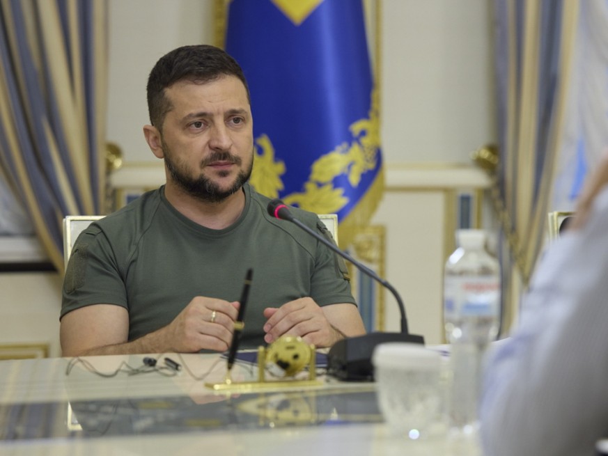 Le président ukrainien Volodymyr Zelensky a annoncé la reconquête de larges territoires.