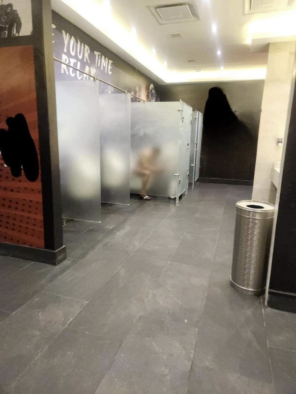 öffentliche Toilette