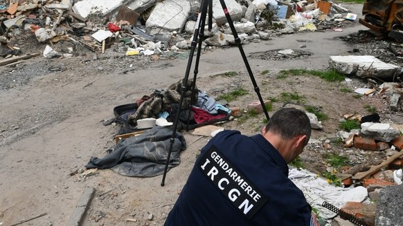 Les gendarmes français à Boutcha.