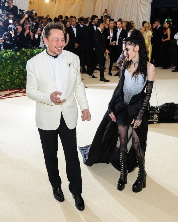 Musk et Grimes sont en couple depuis 2018.