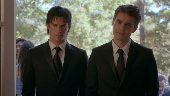 ian sommerhalder und paul wesley als damon salvator und stefan salvator in the vampire diaries