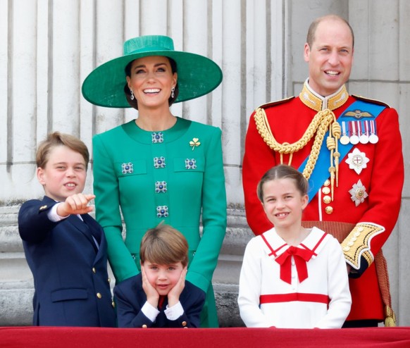 LONDON, UNITED KINGDOM - JUNE 17: (EMBARGOED FOR PUBLICATION IN UK NEWSPAPERS UNTIL 24 HOURS AFTER CREATE DATE AND TIME) Prince George of Wales, Prince Louis of Wales, Catherine, Princess of Wales (Co ...