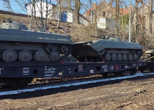 Des BVP-1 tchèques en route pour l'Ukraine.