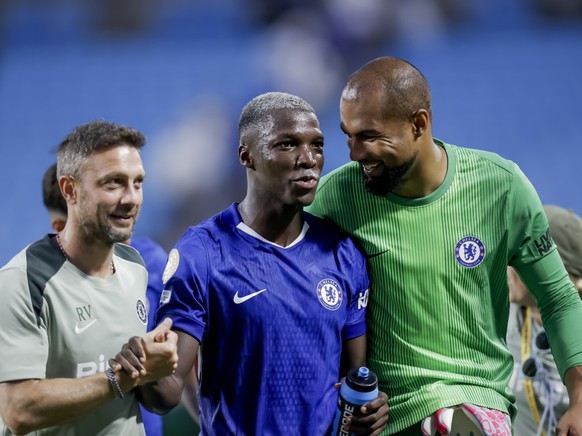 Moises Caicedo (au centre) et Chelsea joueront les quarts de finale du Mondial des clubs