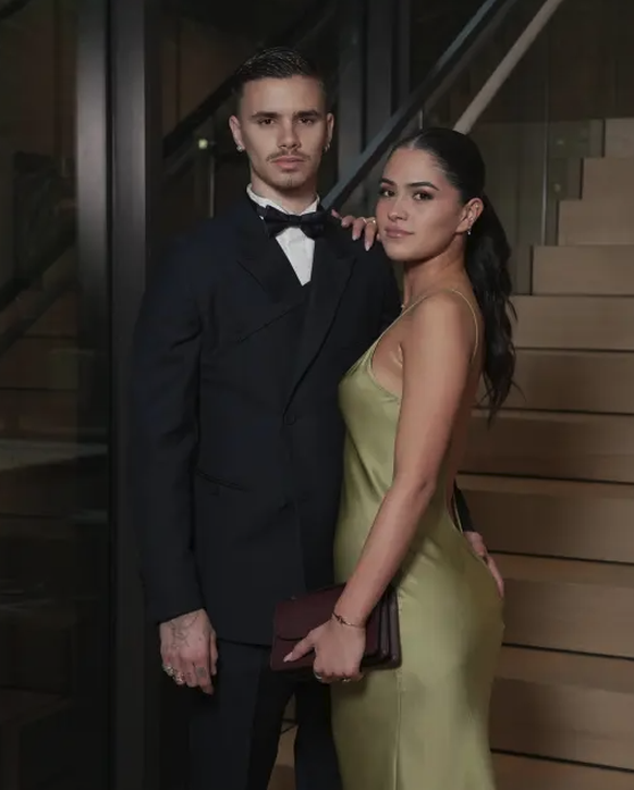 Avant leur séparation: Romeo et Kim.