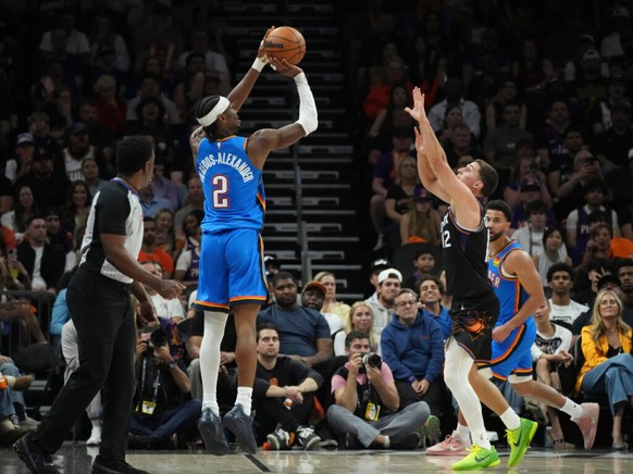 Shai Gilgeous-Alexander (2) et OKC ont balayé Phoenix au 1er tour des play-off