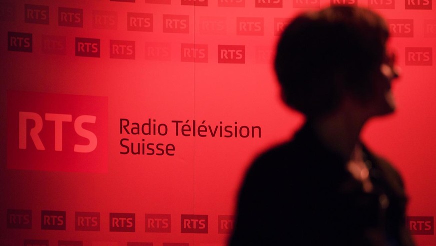 Le logo de la RTS photographie lors d'une conference de presse de la Radio Television Suisse, RTS, sur les resultats d'audience radio, tv et web 2016 et sur les nouveaux programmes 2017, ce jeudi 2 ma ...