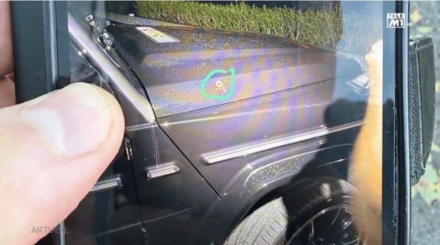 La voiture d'un conducteur a été touchée par une balle dimanche matin.