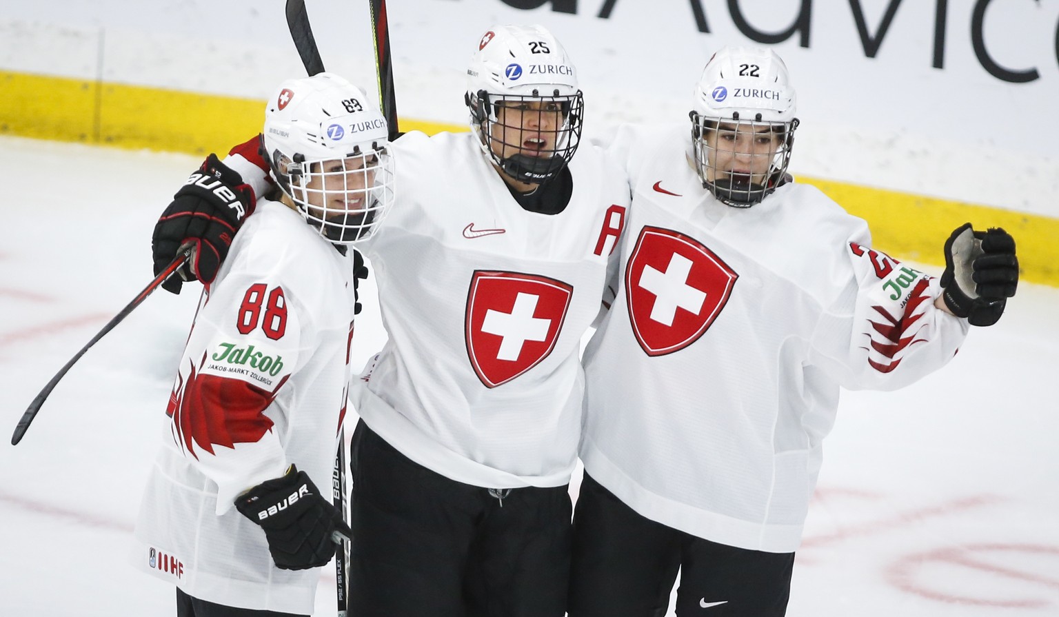 Malgré des conditions financières très difficiles, les hockeyeuses suisses visent une médaille aux JO de Pékin.